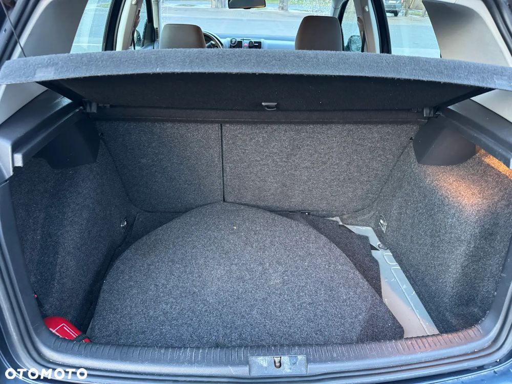 Volkswagen Golf - 19