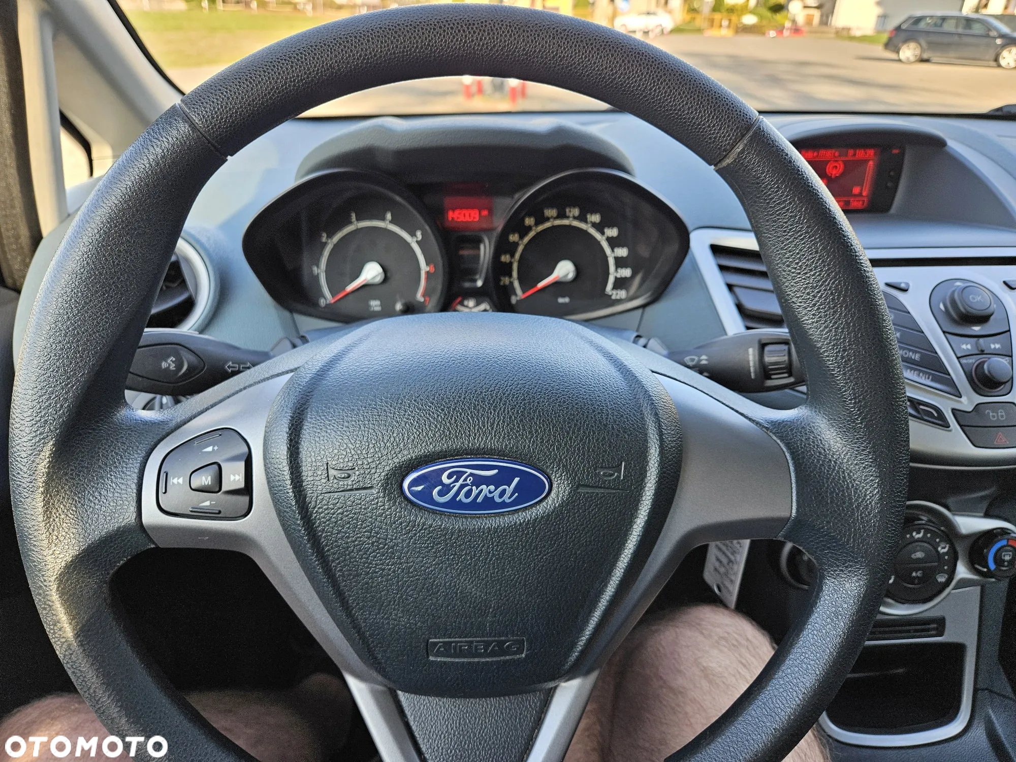 Ford Fiesta 1.25 Ambiente - 10