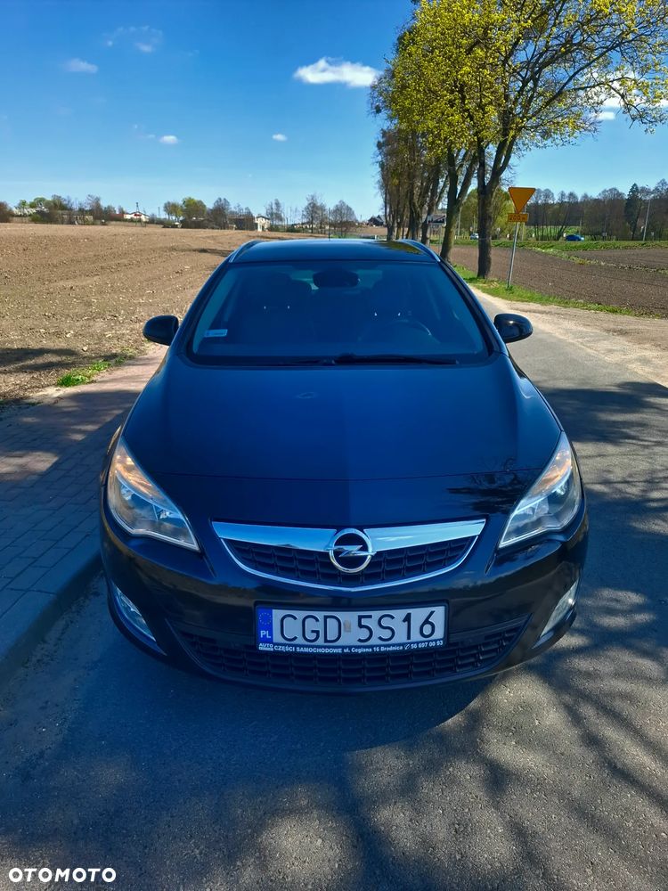 Opel Astra 1.7 CDTI Cosmo - 1