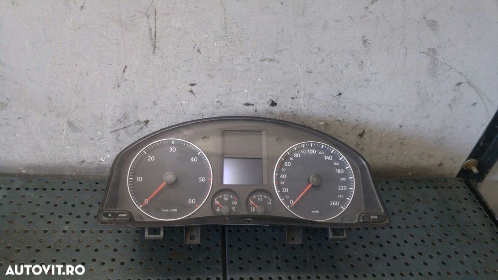Ceasuri bord diesel vw golf 5 plus 5m1 521 1k0920864b - 1