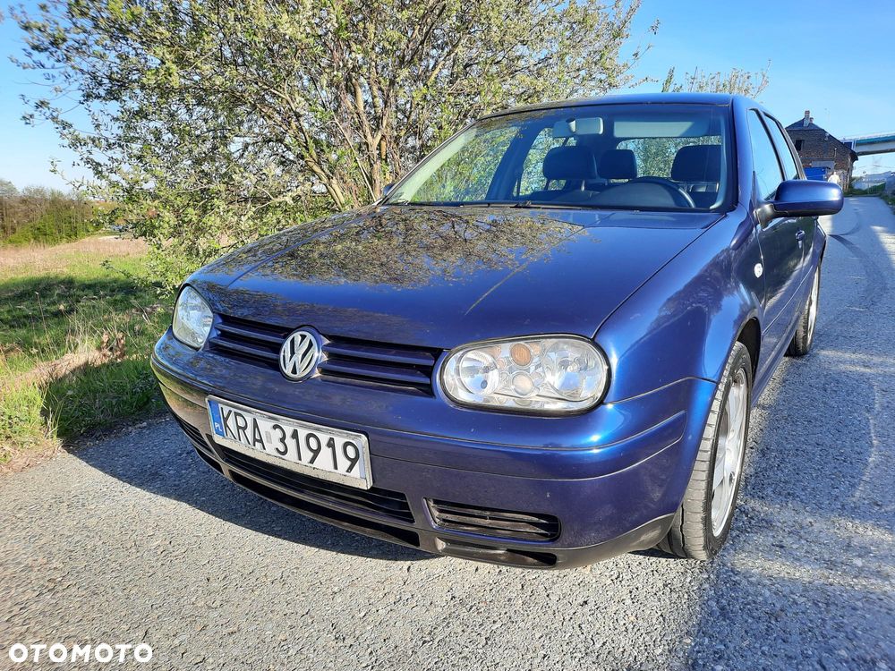 Volkswagen Golf 1.9 TDI Highline - 4