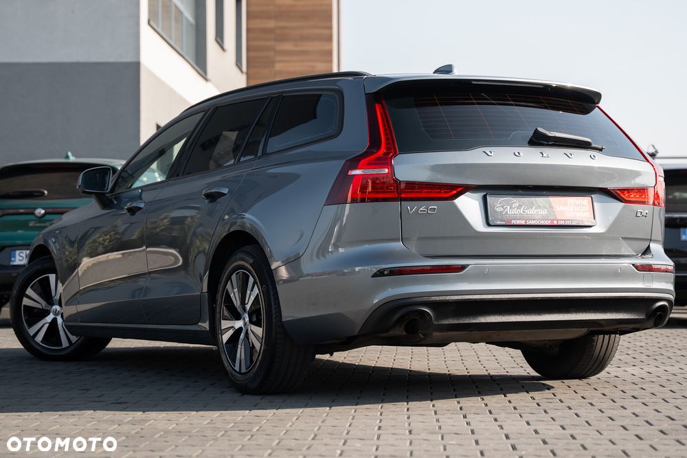 Volvo V60 D4 Drive-E Momentum - 16