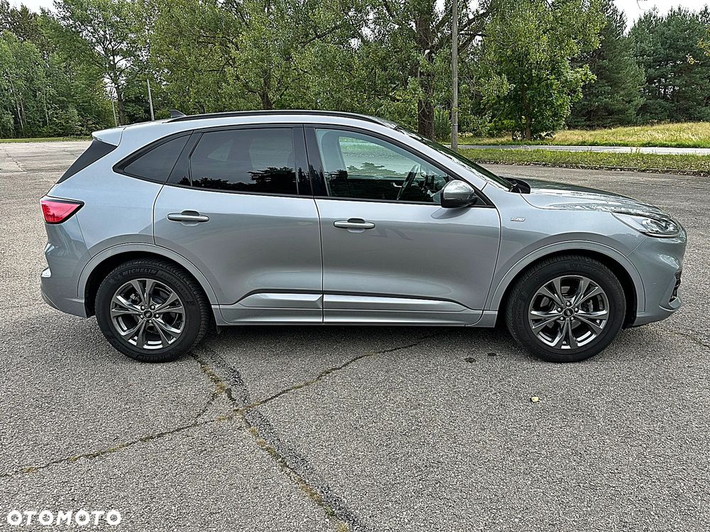 Ford Kuga 1.5 EcoBoost ST-LINE X - 18