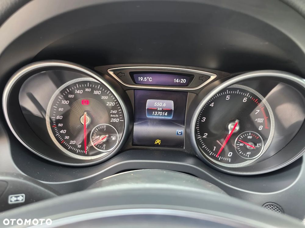 Mercedes-Benz CLA 200 - 15