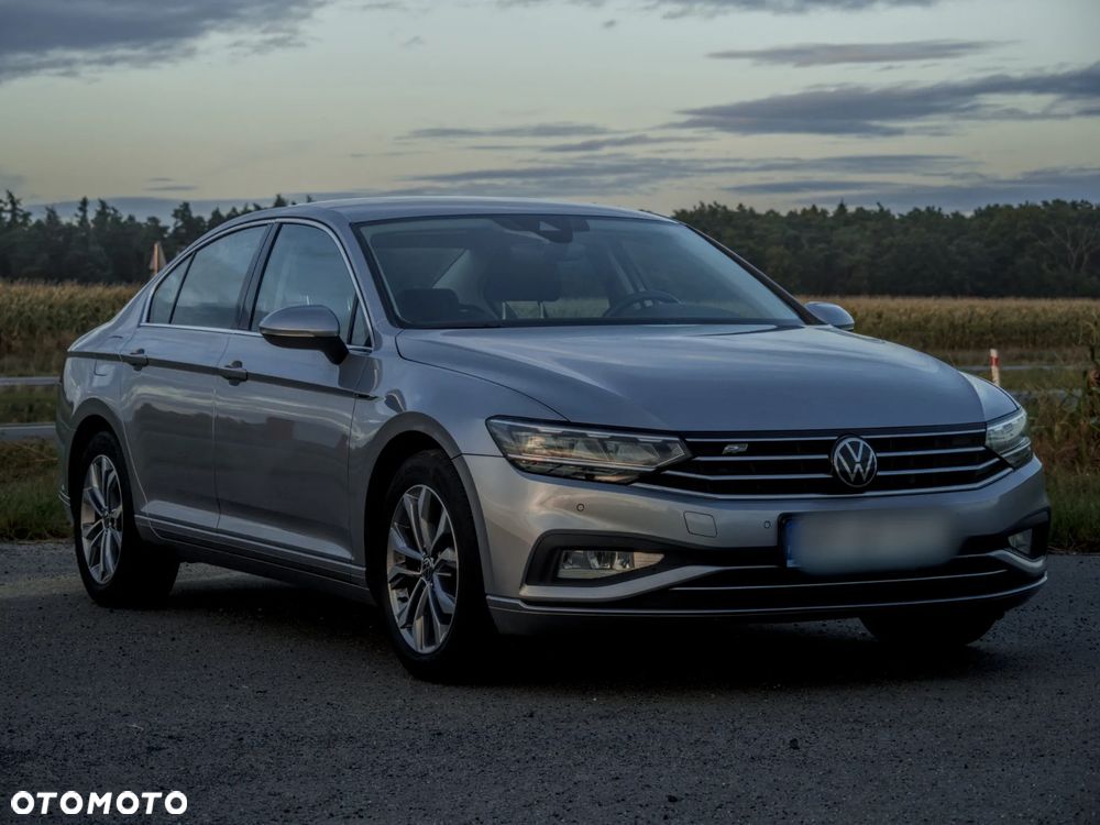 Volkswagen Passat 1.5 TSI EVO Business - 1