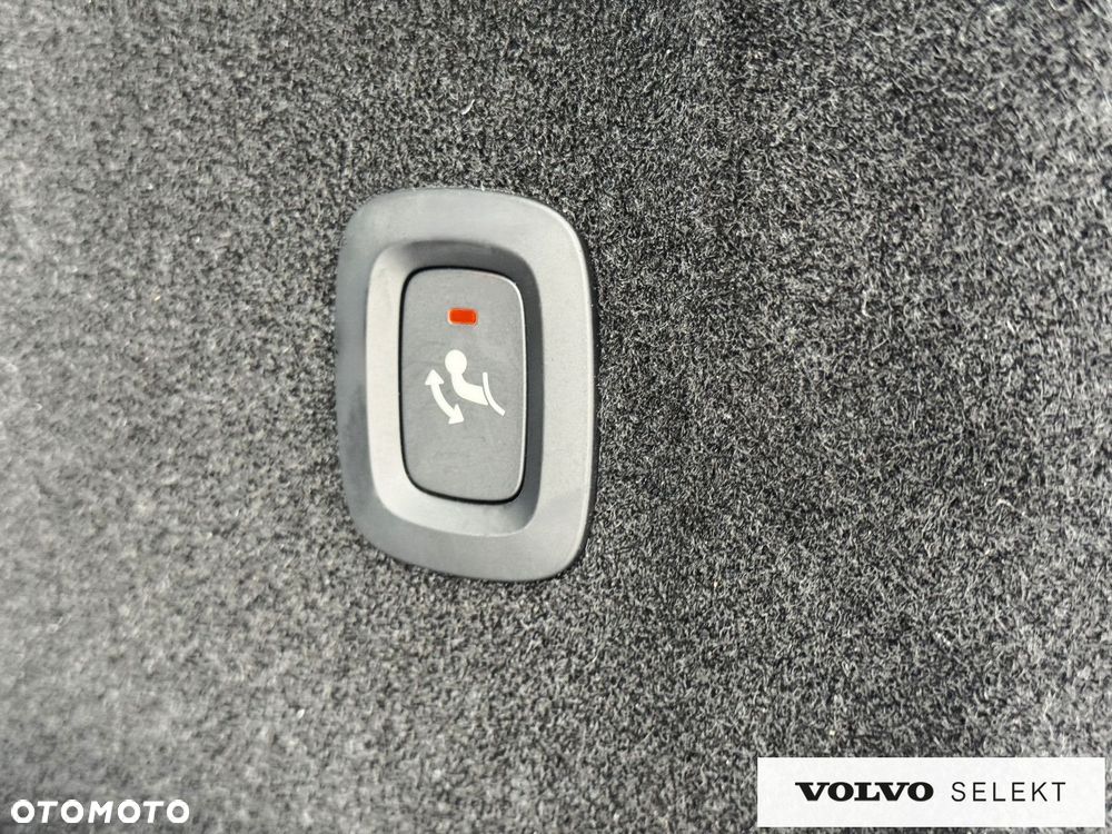Volvo XC 60 - 35