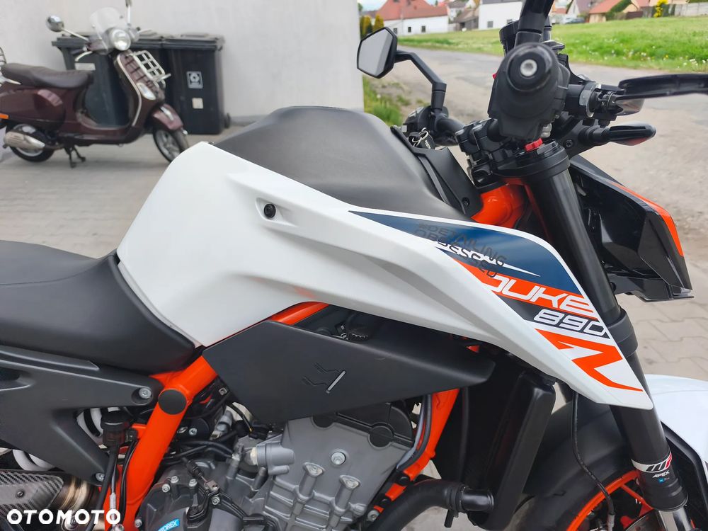 KTM Duke - 19