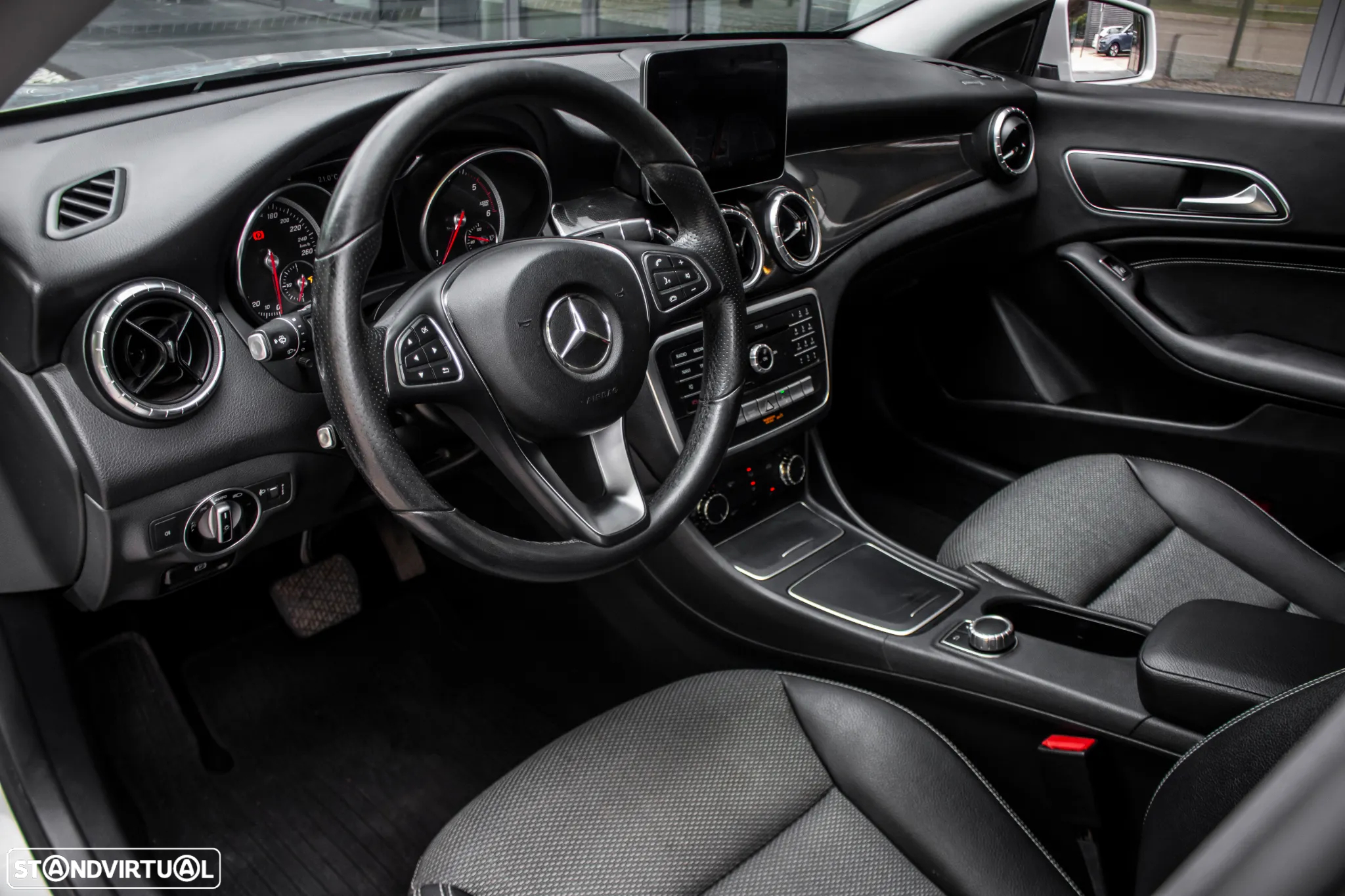 Mercedes-Benz CLA 200 d Shooting Brake Aut. - 26