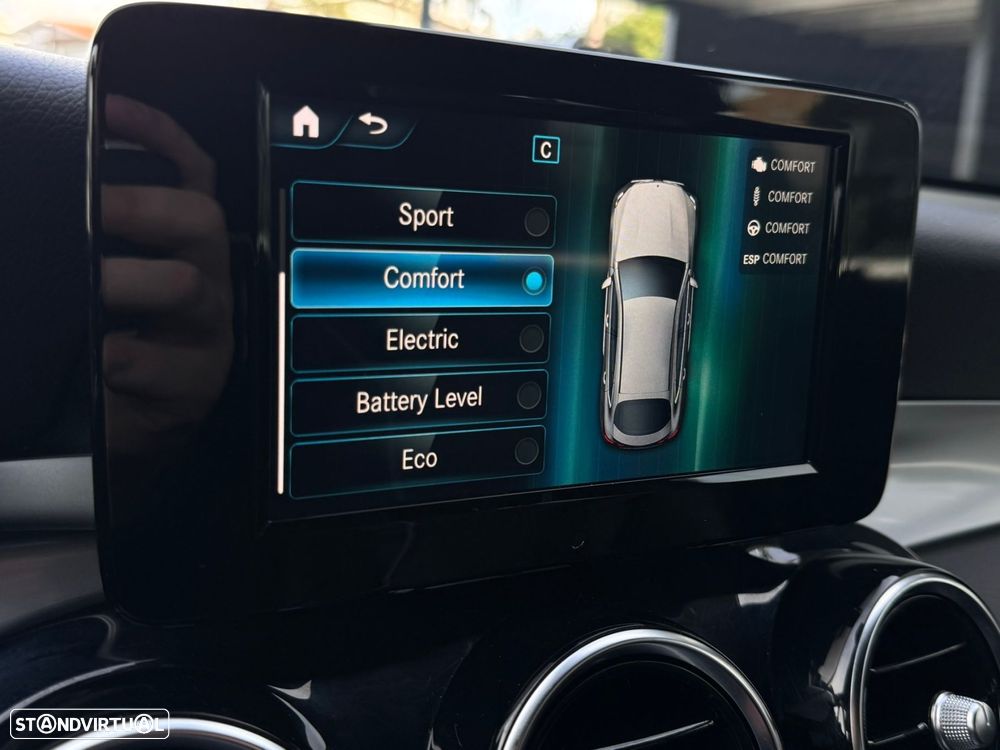 Mercedes-Benz GLC 300 de Coupé 4Matic - 53