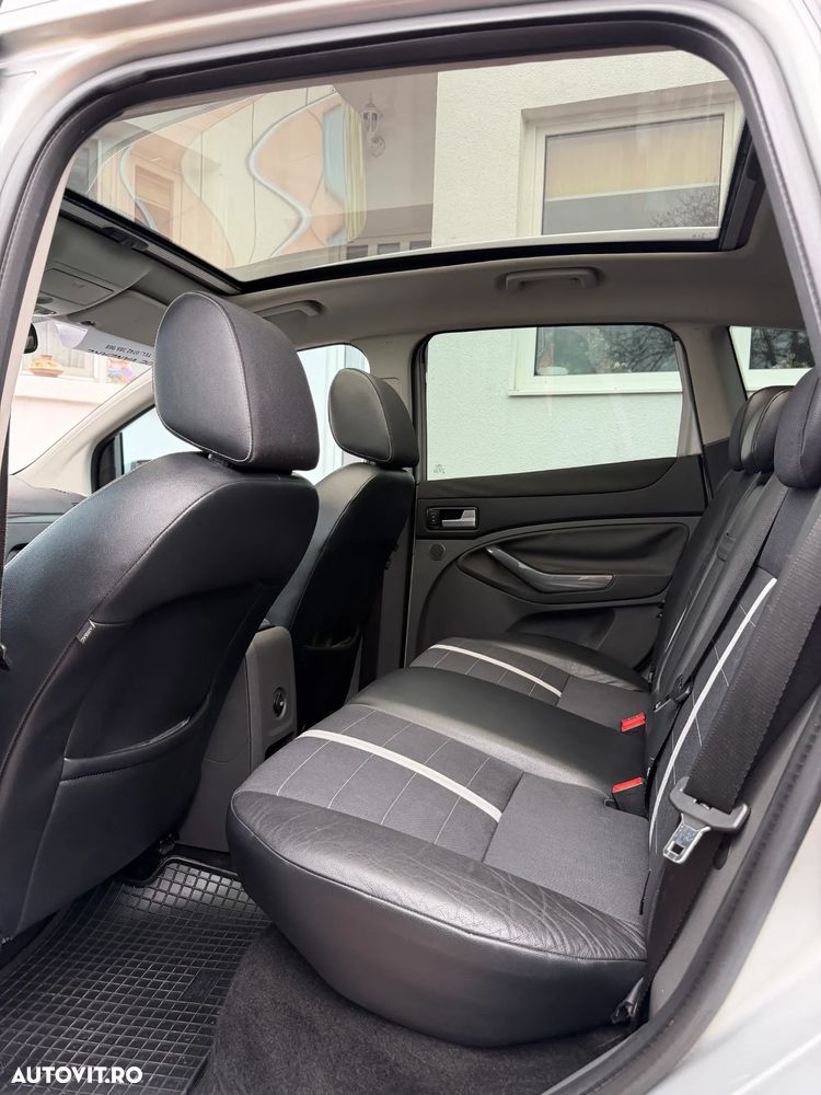 Ford Kuga 2.0L TDCi DPF Titanium - 9