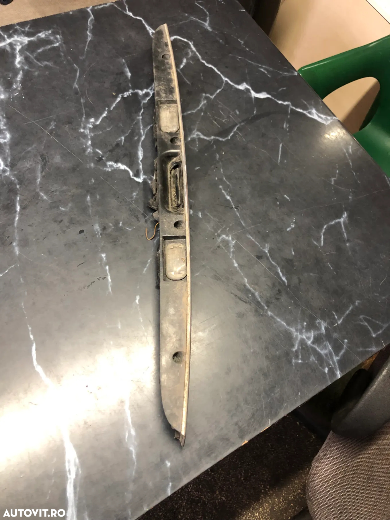 Bagheta portbagaj buton lumini chrom Mercedes Benz B Class W245 - 2