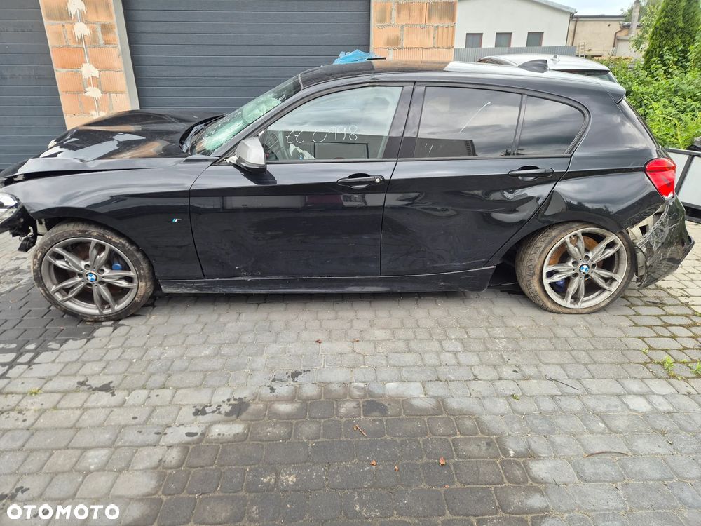 BMW 1M - 2