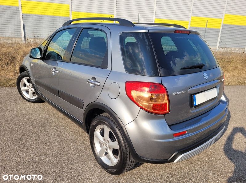 Suzuki SX4 - 3