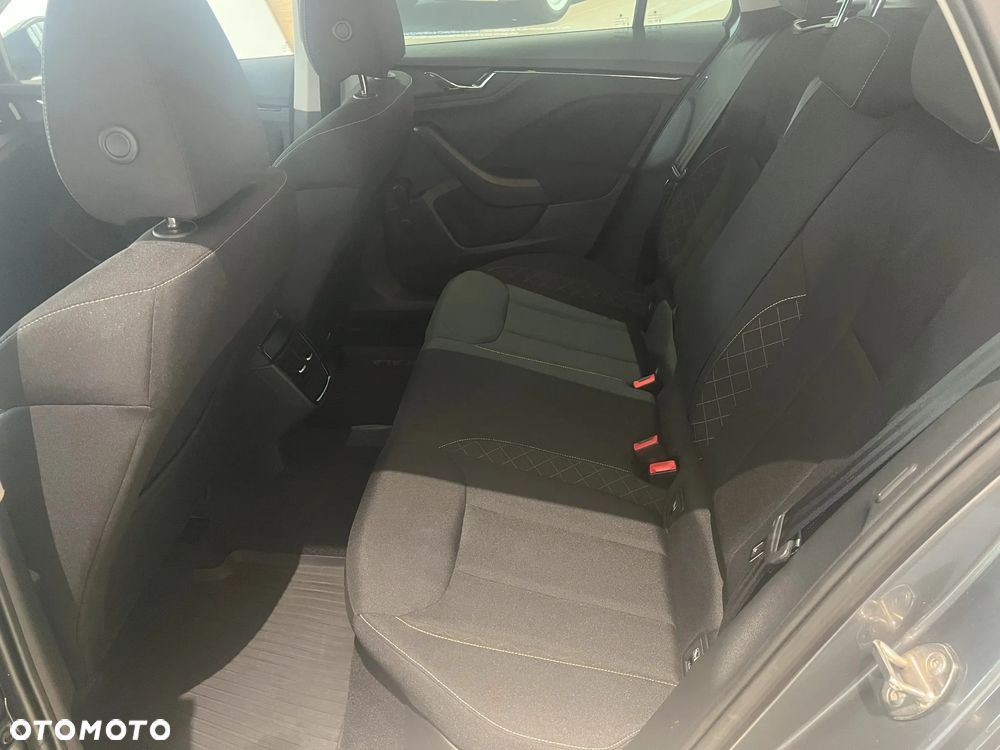 Skoda Scala 1.0 TSI Ambition DSG - 10