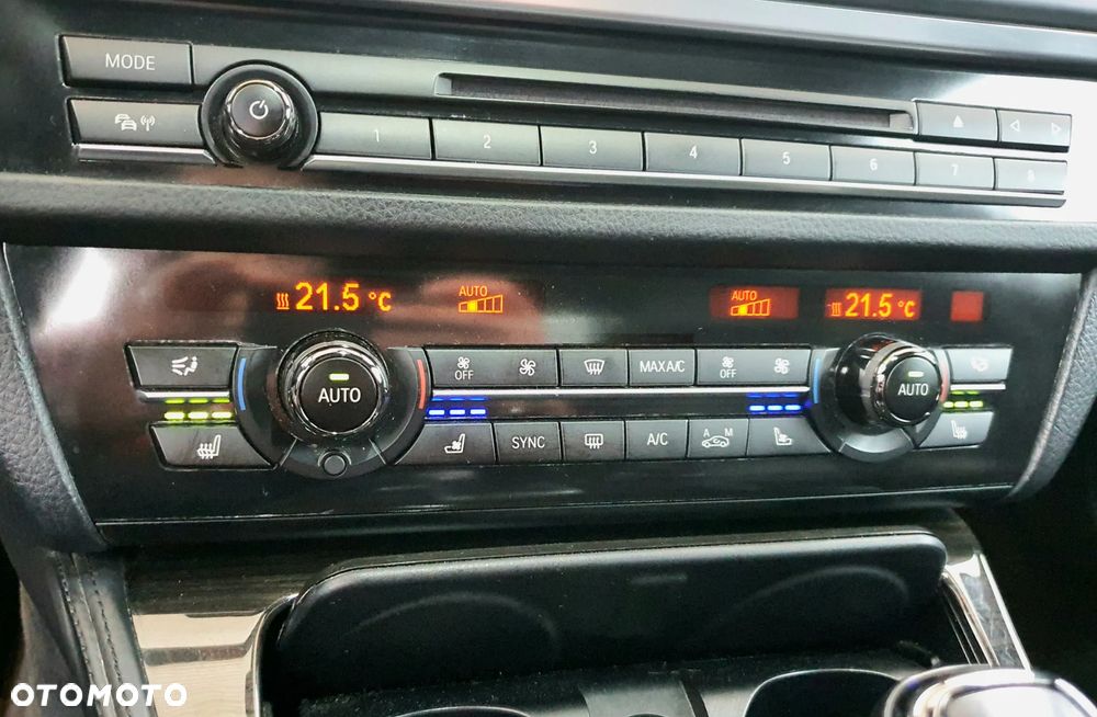 BMW Seria 5 M550d xDrive - 19