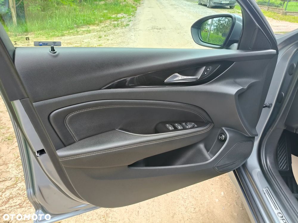 Opel Insignia 2.0 Exclusive - 17