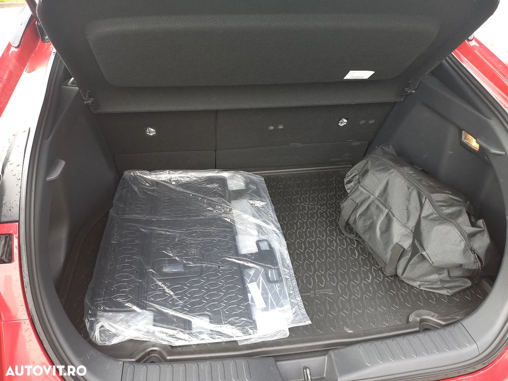 Toyota C-HR 1.8 HEV 140 CP 4x2 CVT Active - 11