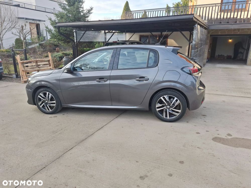Peugeot 208 PureTech 100 Business - 12