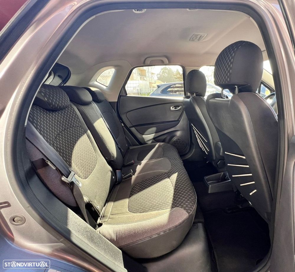 Renault Captur 0.9 TCE Exclusive - 12