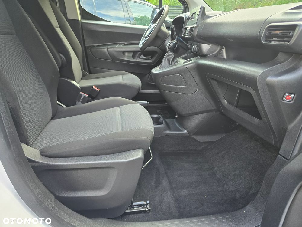 Opel Combo - 11