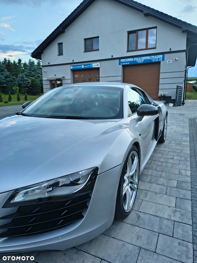 Audi R8 Coupé - 12