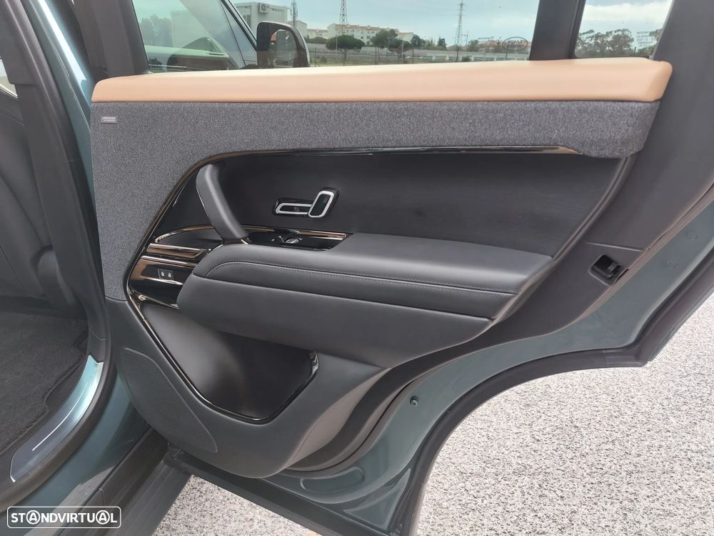 Land Rover Range Rover Sport - 27