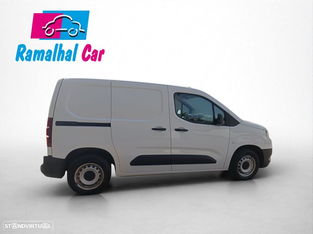 Toyota Proace City 1.5D L1 Comfort PTB - 4