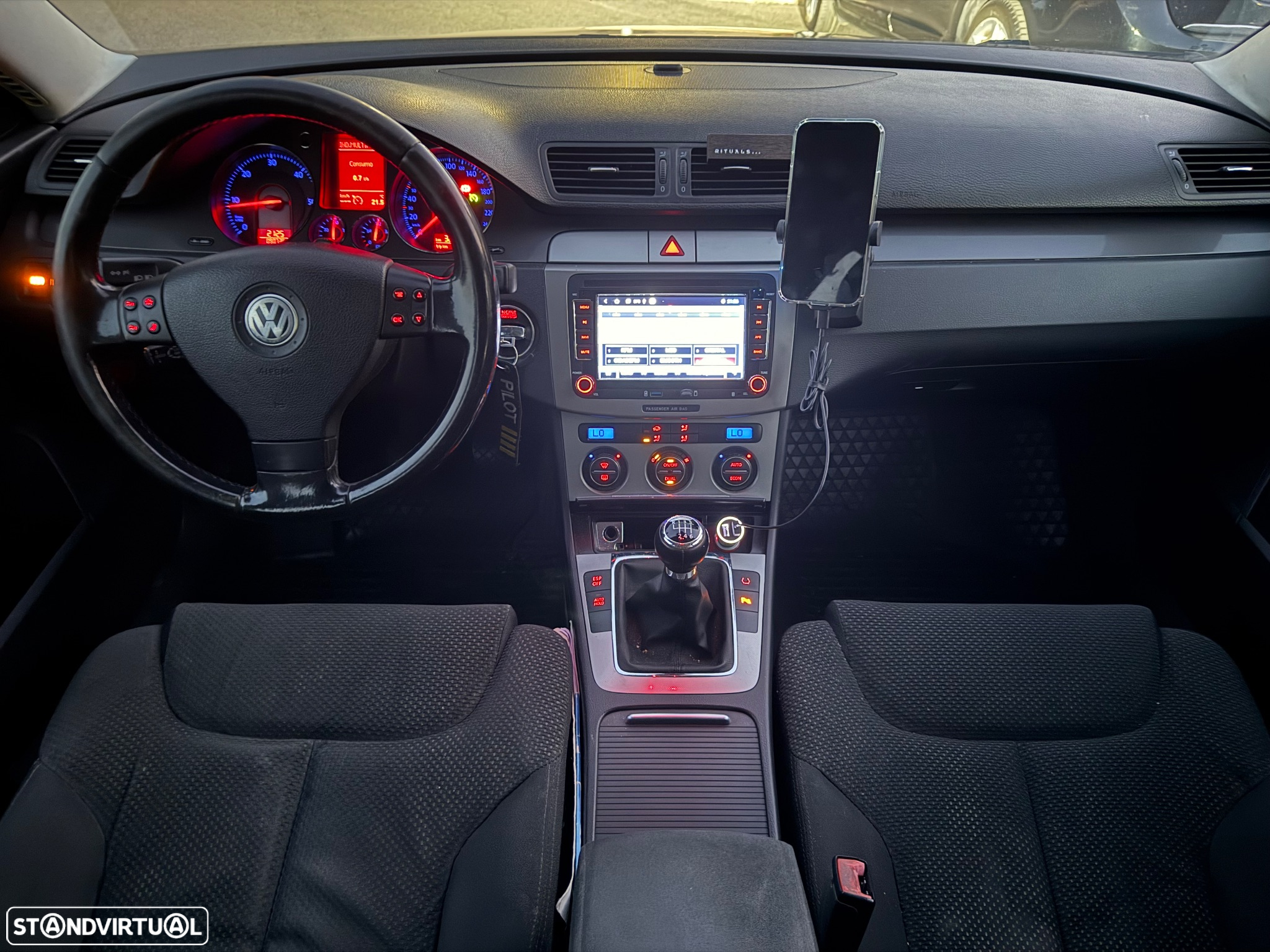 VW Passat Variant 2.0 TDi Highline - 8