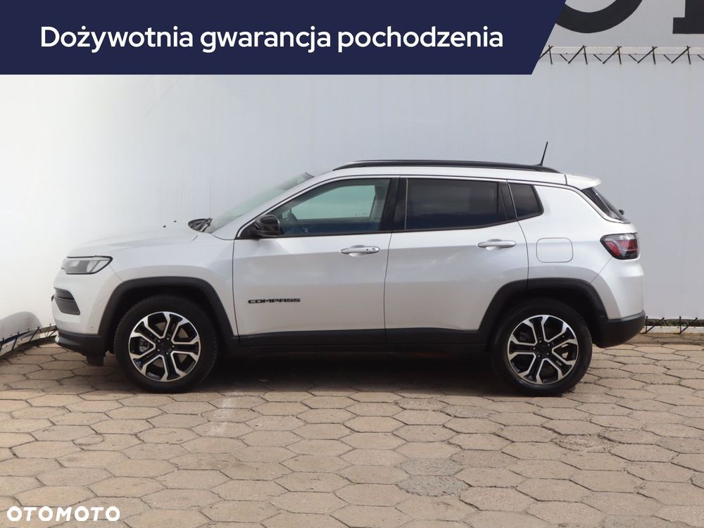 Jeep Compass - 4