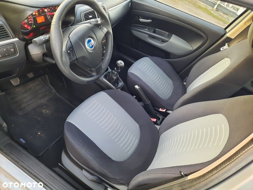 Fiat Grande Punto 1.4 16V Racing - 16