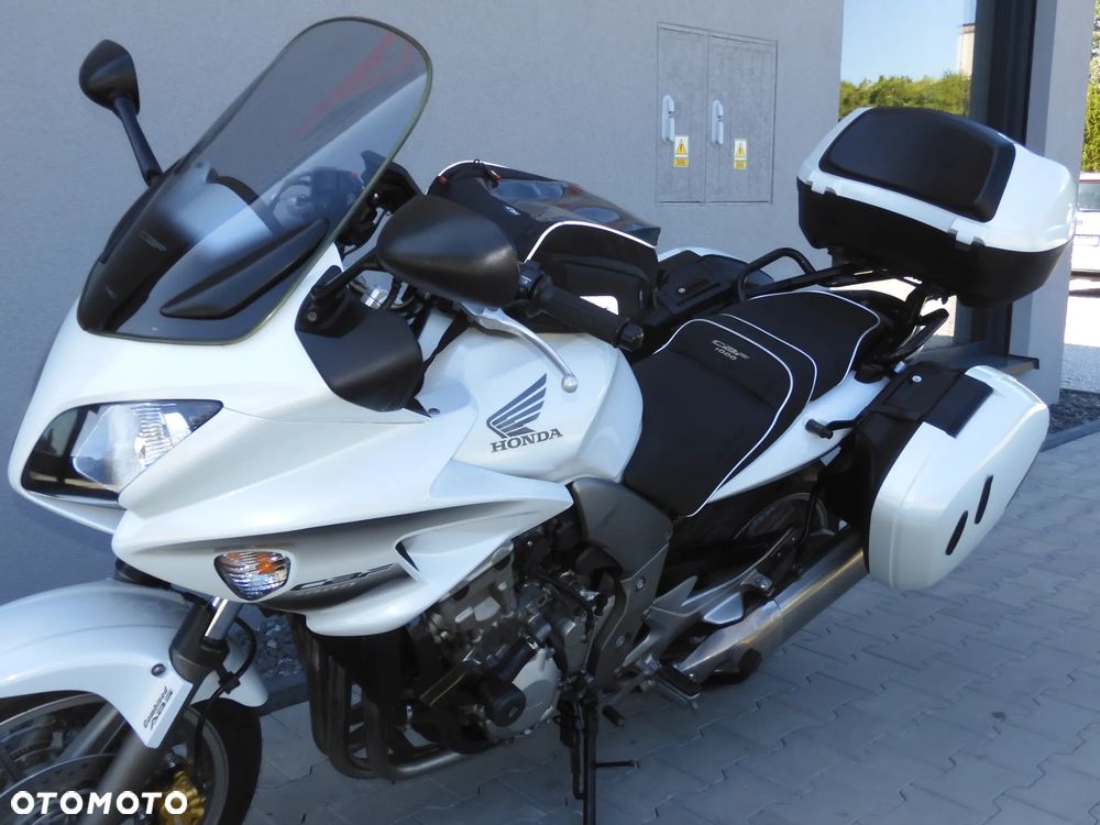 Honda CBF - 3