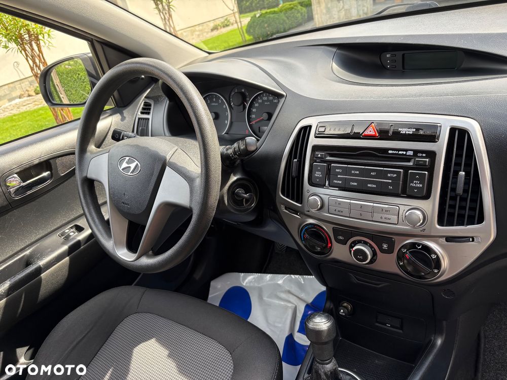 Hyundai i20 1.2 Trend - 9
