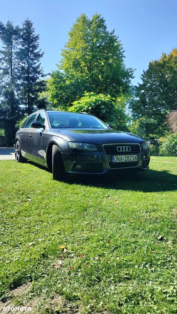 Audi A4 - 1