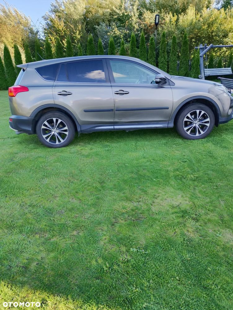 Toyota RAV4 2.0 D-4D Premium - 4