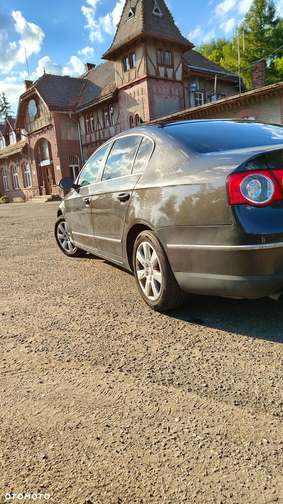 Volkswagen Passat 2.0 FSI Comfortline - 10