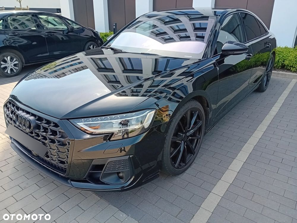 Audi S8 - 3