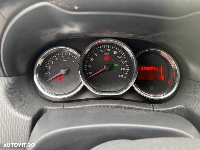 Dacia Duster 1.5 dCi 4WD Comfort - 9