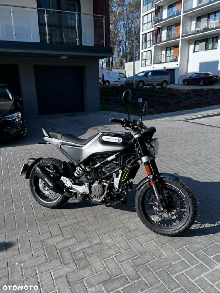 Husqvarna Svartpilen - 2