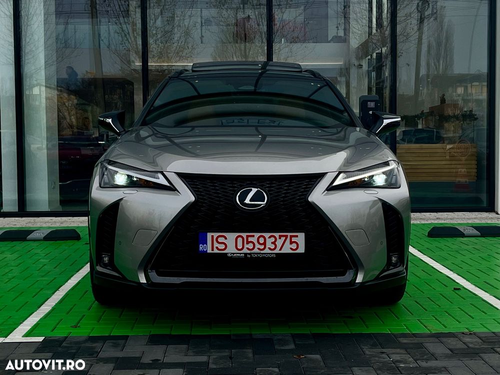 Lexus UX 300h F SPORT Design - 3