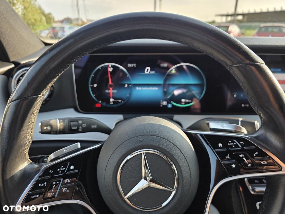 Mercedes-Benz Klasa E 300 de 4-Matic Avantgarde - 20