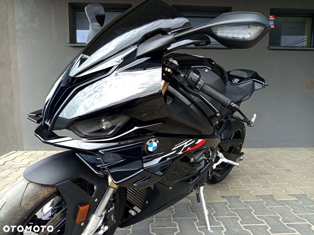 BMW S - 17