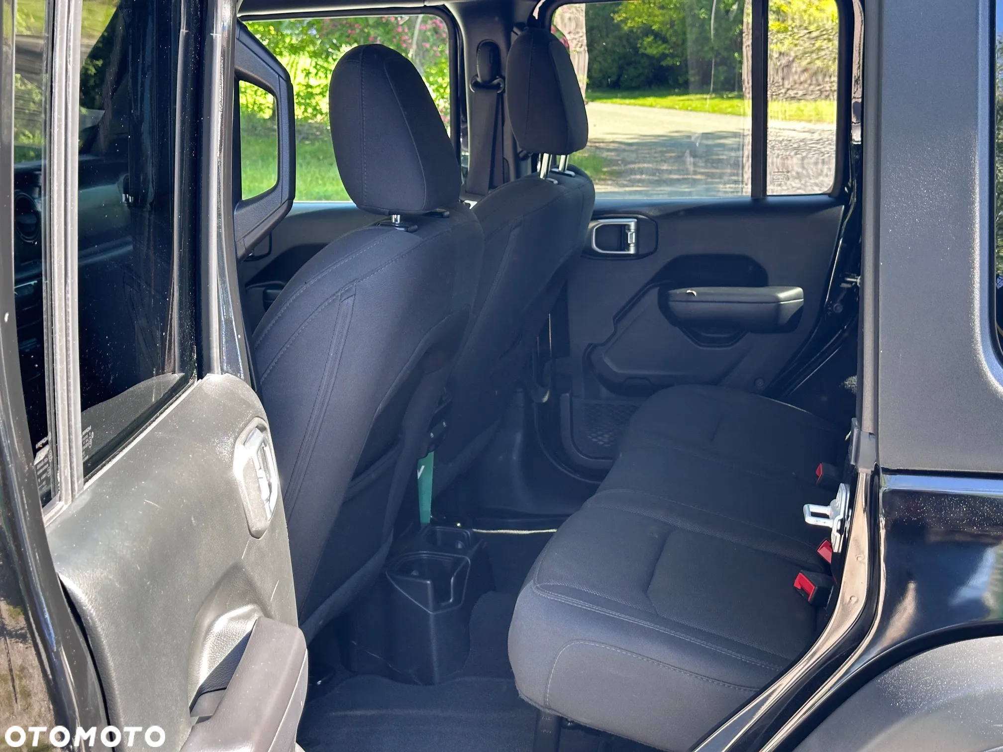 Jeep Wrangler Unlimited GME 2.0 Turbo Sport - 25
