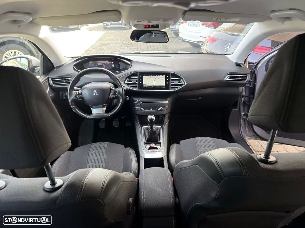 Peugeot 308 SW BlueHDi 130 Allure - 17