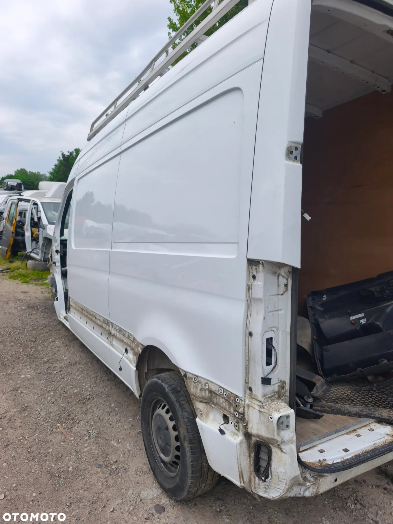 Ćwiartka lewa bok tył Mercedes-Benz Sprinter w910 2018-2025 L2 średniak - 3