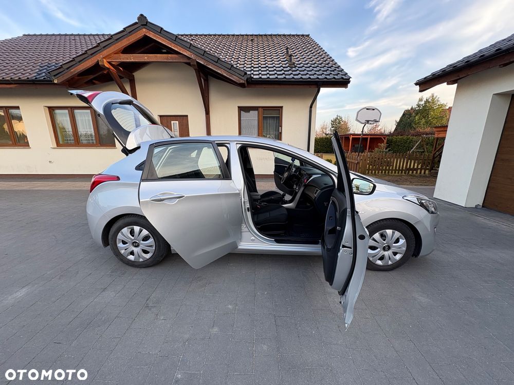 Hyundai i30 1.4 CRDi Trend - 16