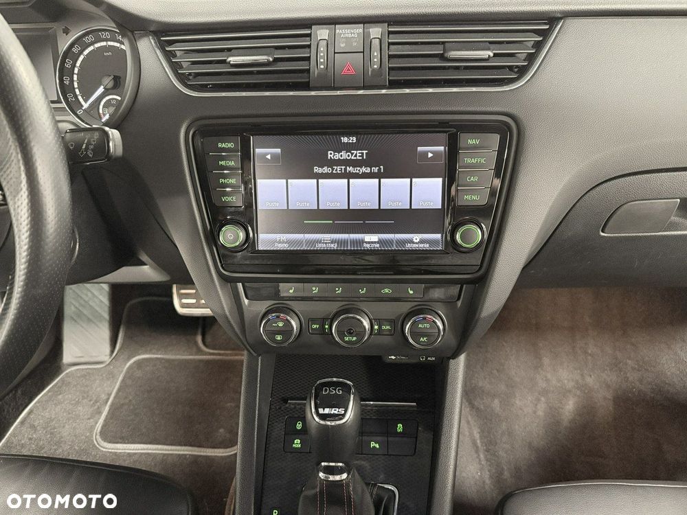 Skoda Octavia 2.0 TDI RS DSG - 24