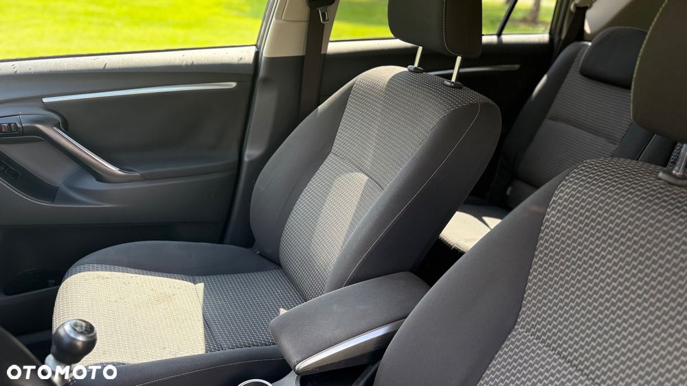 Toyota Verso 1.6 D-4D Active 7os - 13