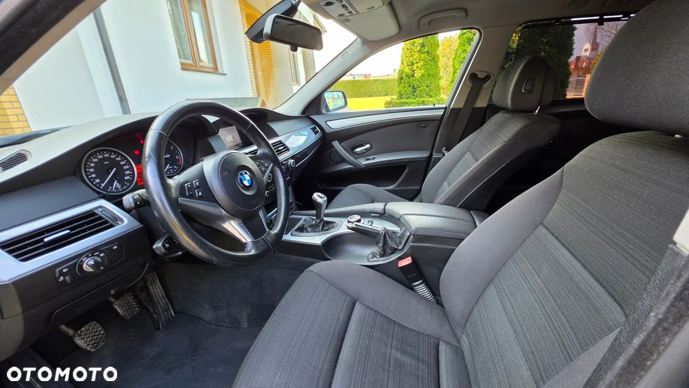 BMW Seria 5 - 29