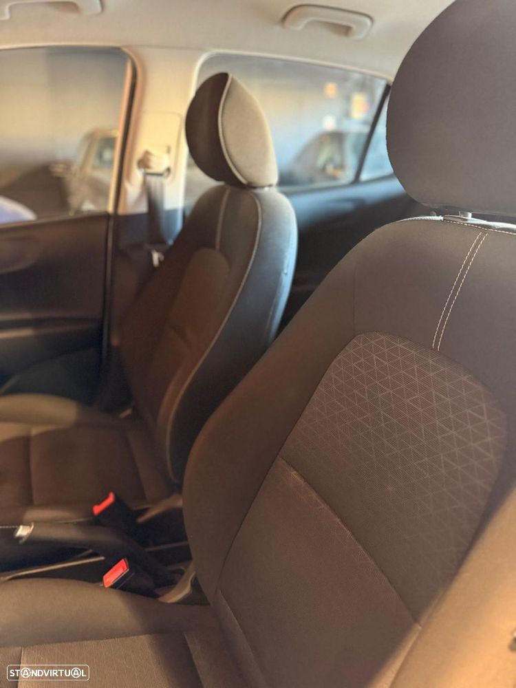 Kia Picanto 1.0 CVVT Urban - 36