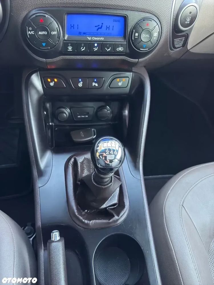 Hyundai ix35 1.6 2WD Fifa World Cup Edition - 14